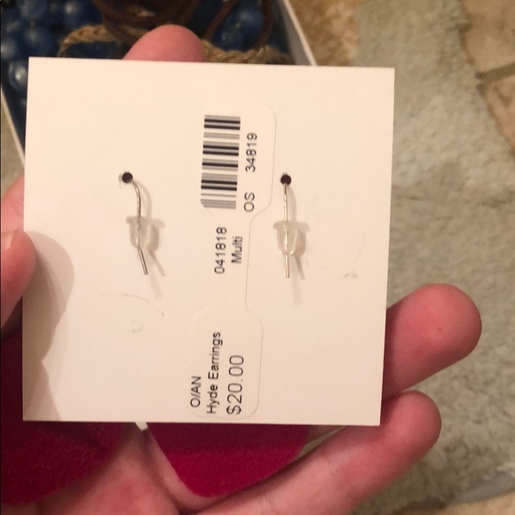 Hyde earrings - Picture 2 of 2